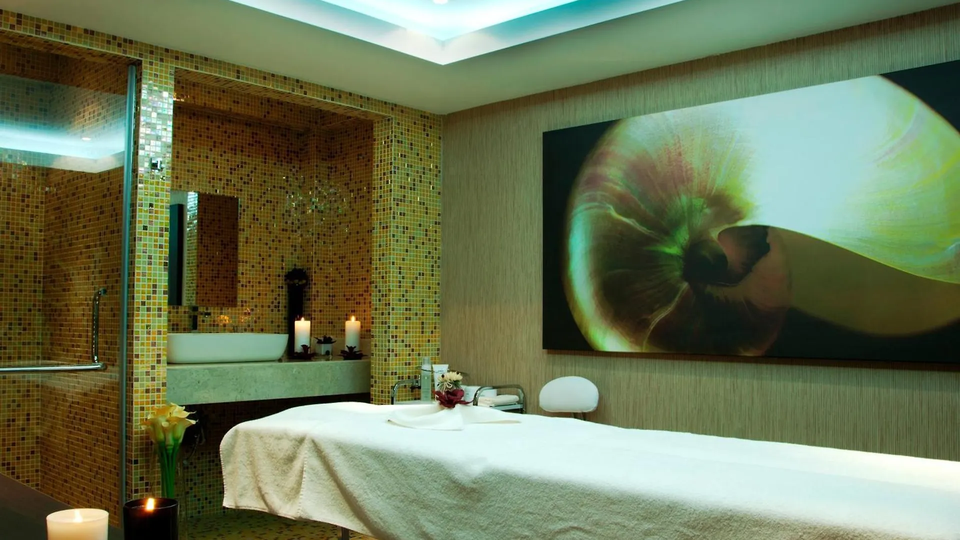 Donatello Boutique Hotel Almaty 5*,