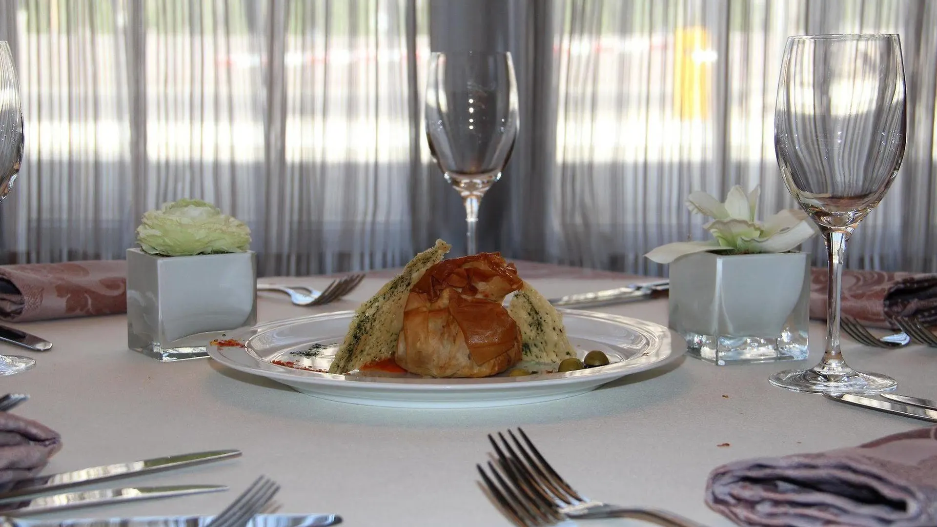 Donatello Boutique Hotel Almaty 5*,  Kazakhstan