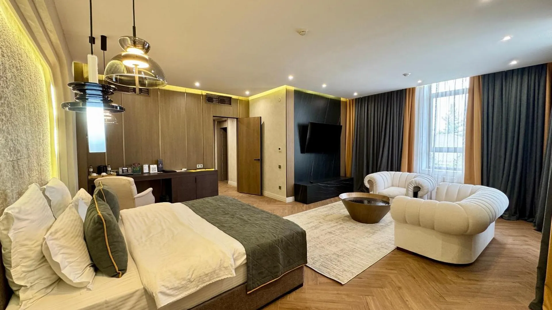 *****  Donatello Boutique Hotel Almaty Kasachstan