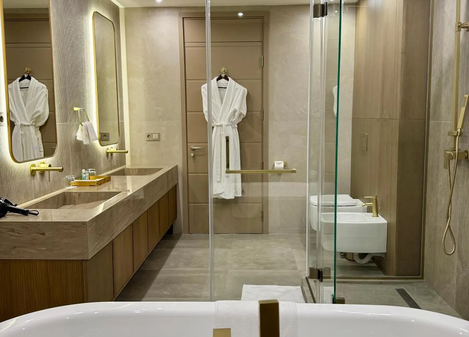 Donatello Boutique Hotel Almaty 5*,  Kasachstan